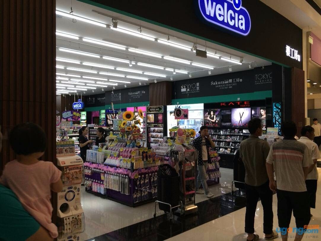 绝佳陈列案例:30张图带你逛日系药妆店樱工房-品观网|2025杭州CiE美妆创新展|化妆品美妆行业权威资讯平台