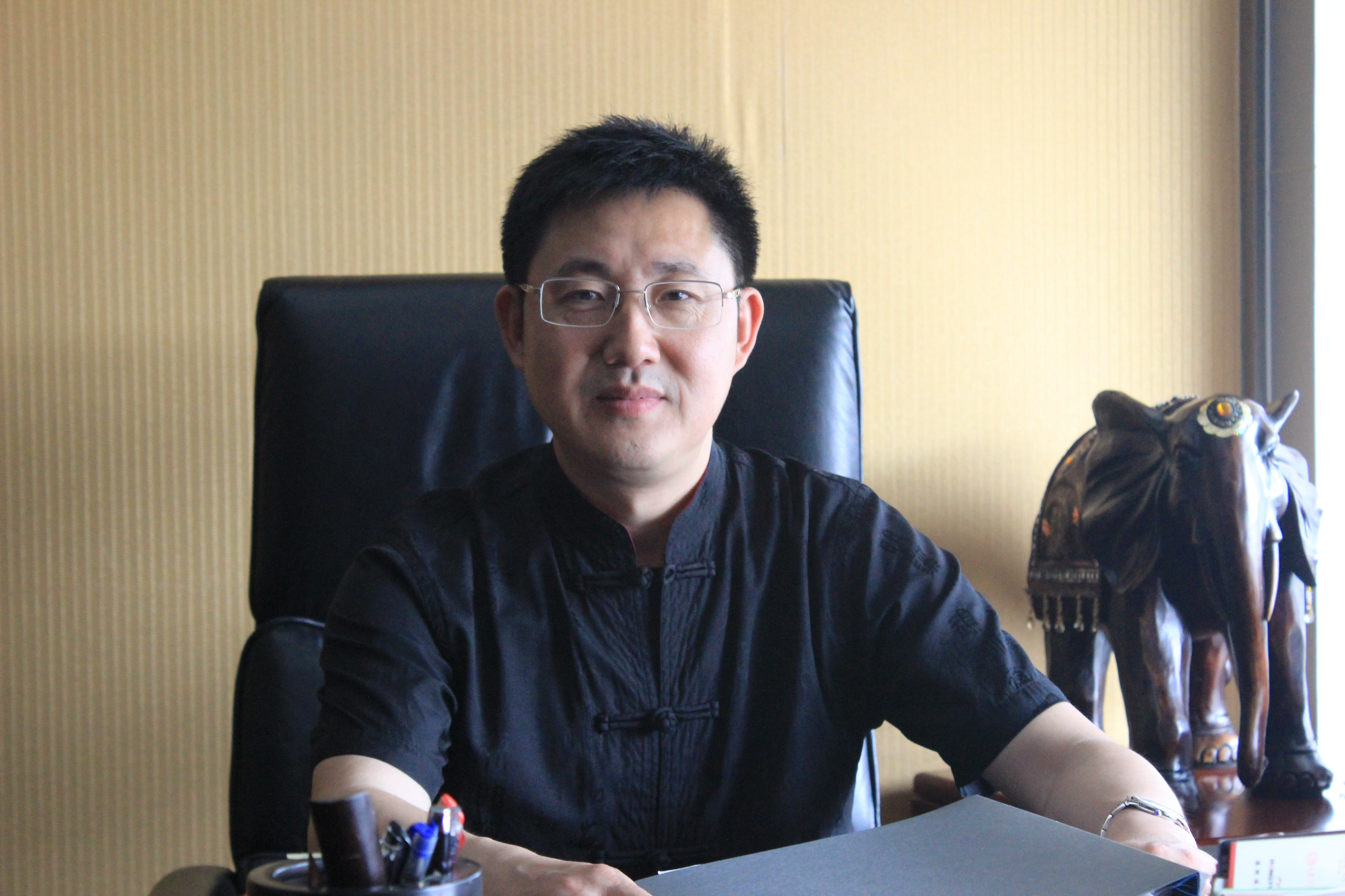 海林宏业：专注管理 洗护彩妆齐步走